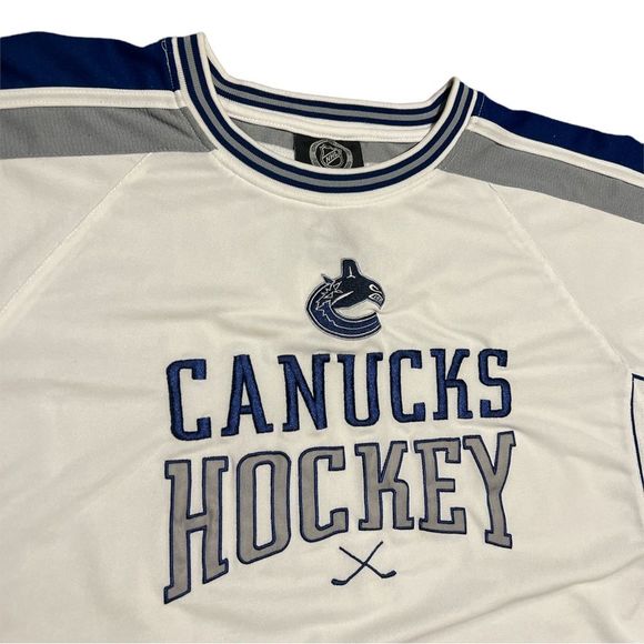 Awesome Vancouver Canucks Jersey - Size XL - Picture 3 of 9